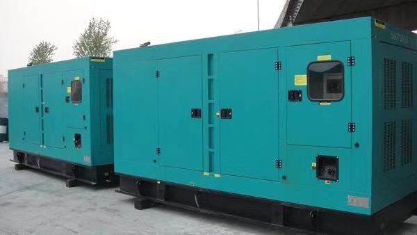 佳木斯康明斯400kw大型柴油二手发电机组